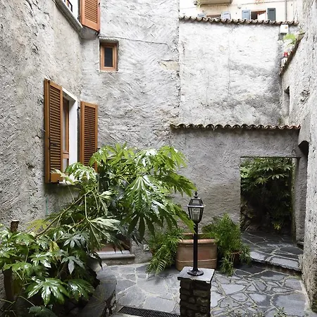 Castello Villa Como